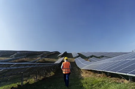 Gedetailleerde voorspelling van de ontwikkeling van zonne-energie in Europa voor 2024-2027