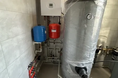 Vrijstaande villa met Mycond Split warmtepompen BeeHeat MHS-U12BH