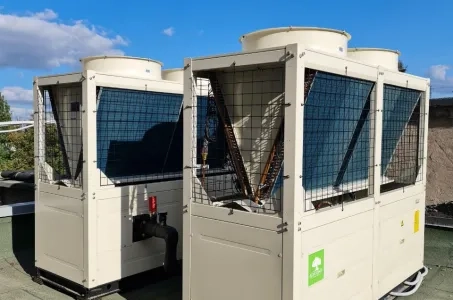 Productiefaciliteit met Mycond Modulaire warmtepomp STANDAARD MCU